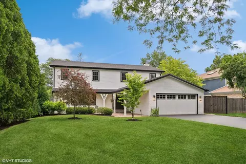 96 Niles Ave, Lake Forest, IL 60045