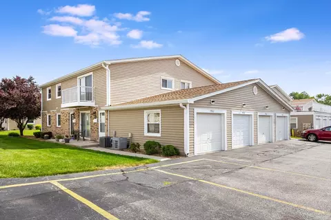 7922 164th Pl #7922, Tinley Park, IL 60477