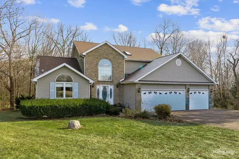 14900 Briel Ct, Hinckley, IL 60520