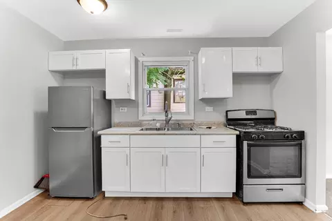 Kitchen - 2320 170th St, Hazel Crest, IL 60429 photo 3 of 3