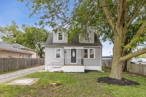 7143 W 73rd Pl, Chicago, IL 60638