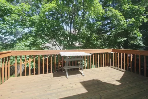 883 Millcreek Cir, Elgin, IL 60123 photo 28