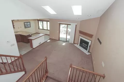 883 Millcreek Cir, Elgin, IL 60123 photo 16