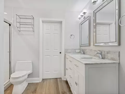 1301 Pin Oak Ct, Wheaton, IL 60189 photo 15