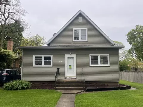 2305 Elisha Ave, Zion, IL 60099