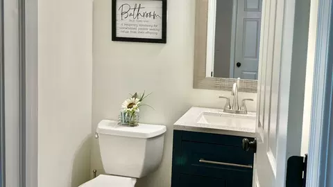 Bath - 4682 Middle Rd, Gurnee, IL 60031 photo 1 of 7