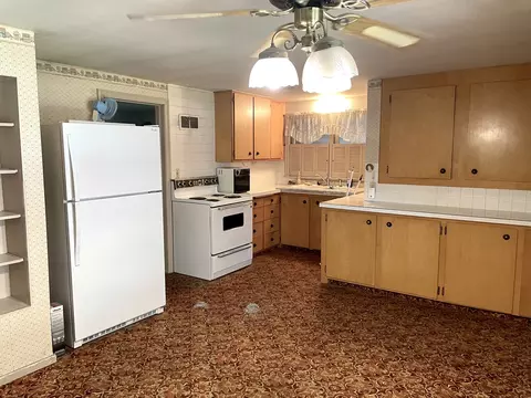Kitchen - 1929 10th St, Peru, IL 61354 photo 1 of 1