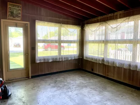 Exterior - 1929 10th St, Peru, IL 61354 photo 2 of 2