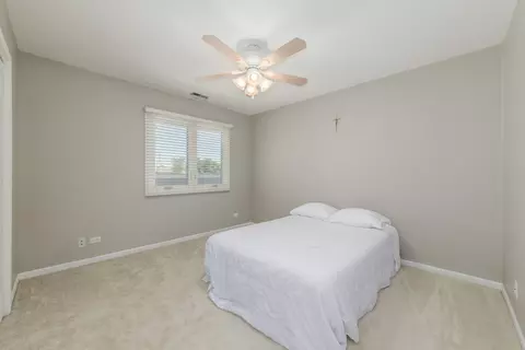 590 Denoyer Trl, Wheeling, IL 60090 photo 20