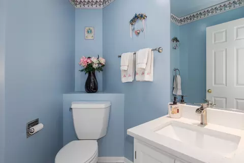 590 Denoyer Trl, Wheeling, IL 60090 photo 10