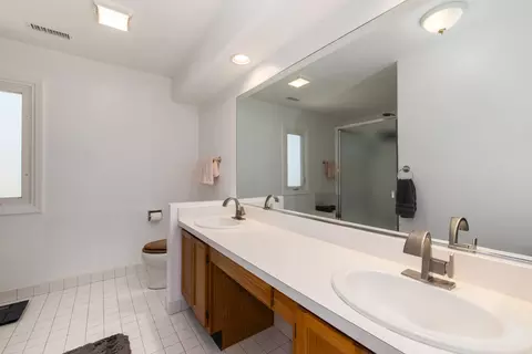 590 Denoyer Trl, Wheeling, IL 60090 photo 16
