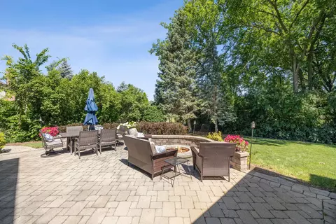 453 Brighton Dr, Wheaton, IL 60189 photo 37