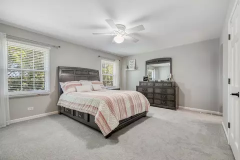 453 Brighton Dr, Wheaton, IL 60189 photo 27