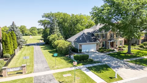 453 Brighton Dr, Wheaton, IL 60189 photo 34