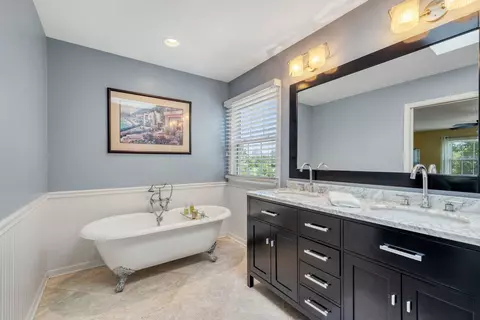 453 Brighton Dr, Wheaton, IL 60189 photo 30