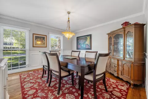 453 Brighton Dr, Wheaton, IL 60189 photo 19