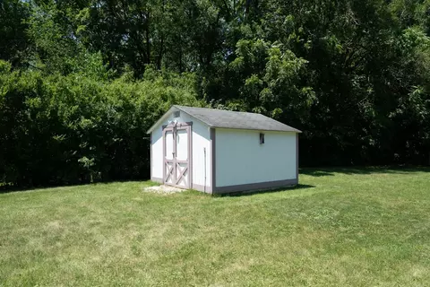 98 E Sycamore St, Normal, IL 61761 photo 33