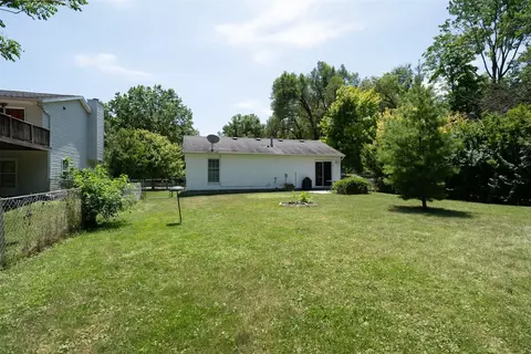 98 E Sycamore St, Normal, IL 61761 photo 32