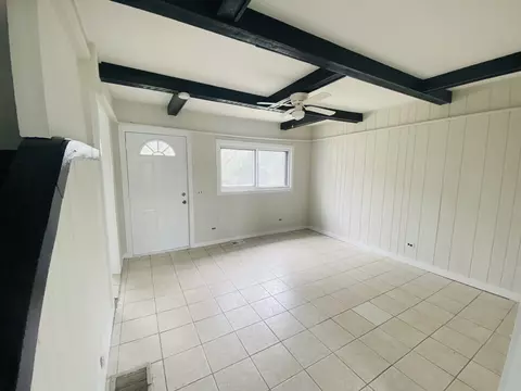 33 Wilcox Ave, Elgin, IL 60123 photo 5
