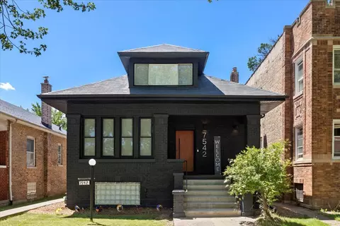 7542 S Perry Ave, Chicago, IL 60620