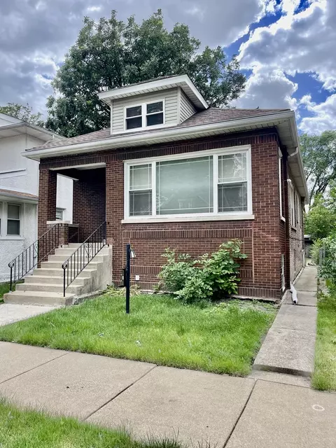 7954 S Yale Ave, Chicago, IL 60620