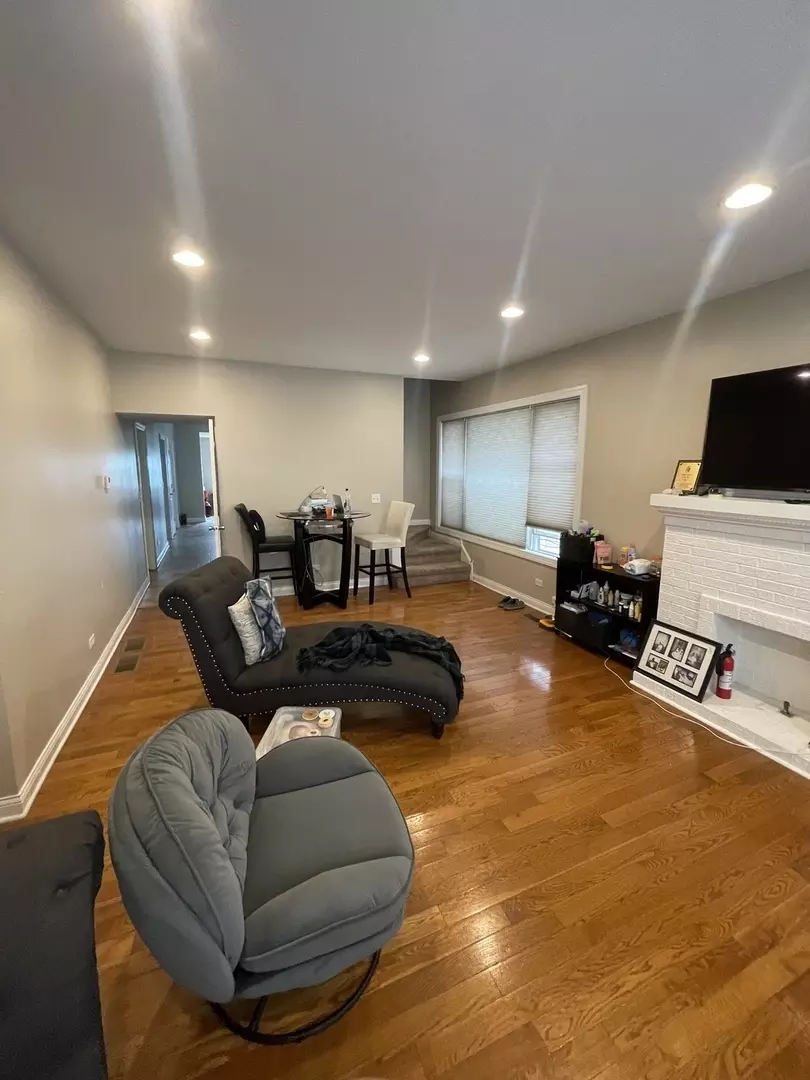  7954 S Yale Ave, Chicago, IL 60620 photo 3