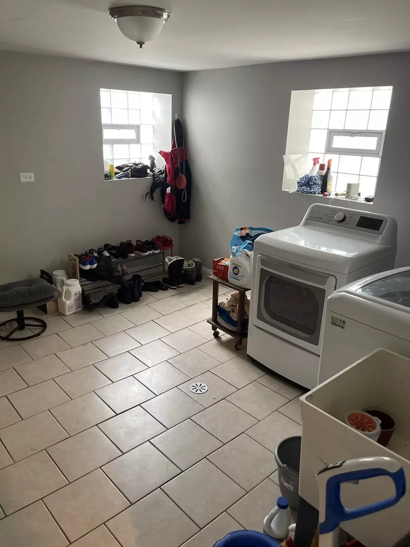  7954 S Yale Ave, Chicago, IL 60620 photo 7