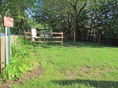 Exterior - 1309 Geringer Rd, Algonquin, IL 60102 photo 4 of 9