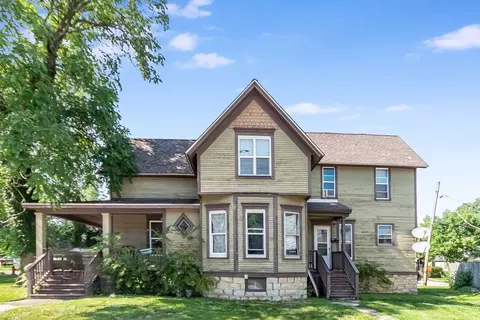 415 Plainfield Rd, Joliet, IL 60435