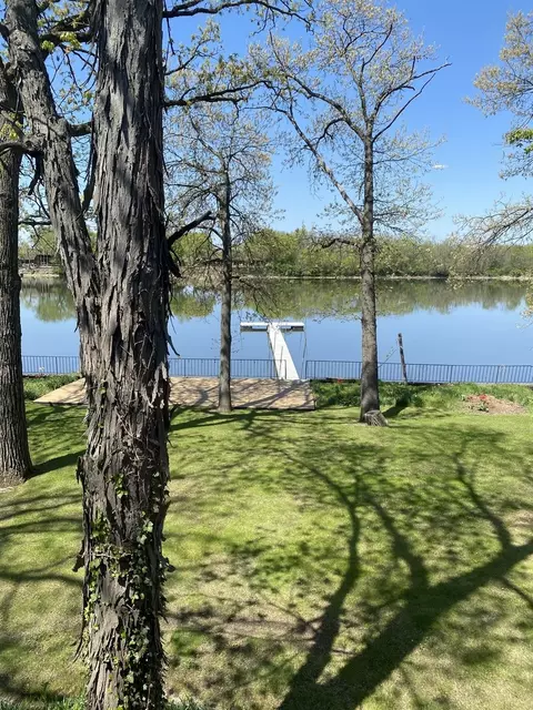 View/Area - 2 Elmwood Dr, Kankakee, IL 60901 photo 1 of 4