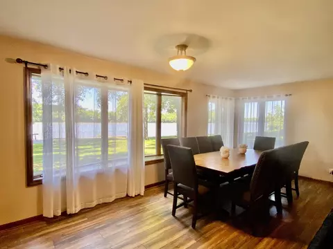 Dining - 2 Elmwood Dr, Kankakee, IL 60901 photo 3 of 3