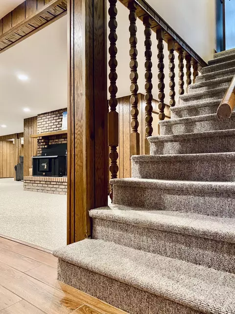 Entry Way - 2 Elmwood Dr, Kankakee, IL 60901 photo 2 of 2