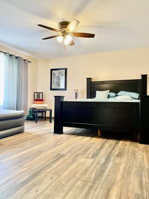 Bedroom - 2 Elmwood Dr, Kankakee, IL 60901 photo 2 of 5