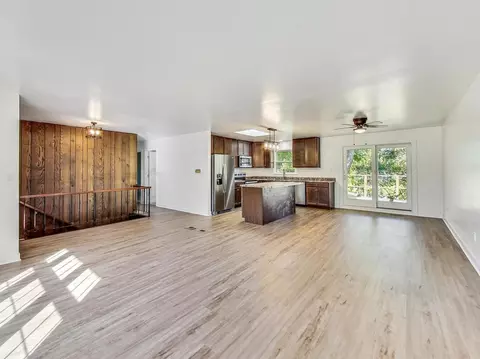 4618 William St, Johnsburg, IL 60051 photo 9