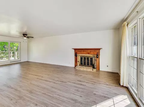 4618 William St, Johnsburg, IL 60051 photo 10