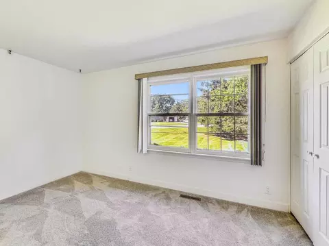 4618 William St, Johnsburg, IL 60051 photo 13