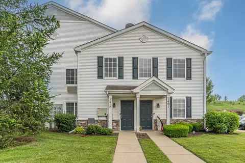 2417 Silverstone Dr #2417, Carpentersville, IL 60110
