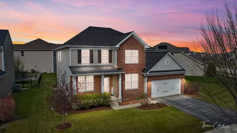 3743 Birch Ln, Naperville, IL 60564