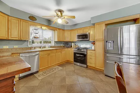 206 N Crest Ave, Bartlett, IL 60103 photo 11