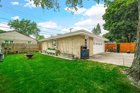 206 N Crest Ave, Bartlett, IL 60103 photo 5
