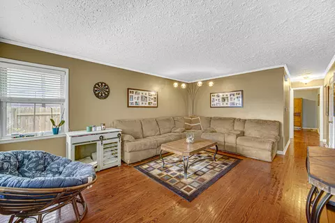 206 N Crest Ave, Bartlett, IL 60103 photo 14
