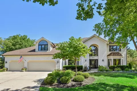 3824 Fossil Creek Ct, Naperville, IL 60564