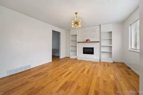 817 N Randall Rd #D, Aurora, IL 60506 photo 3