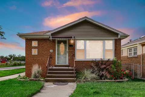 1156 W 104th St, Chicago, IL 60643