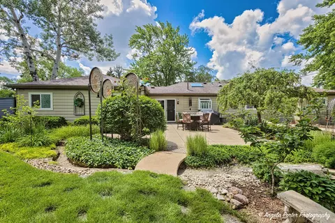440 E Bluebonnet Ln, Hoffman Estates, IL 60169 photo 19