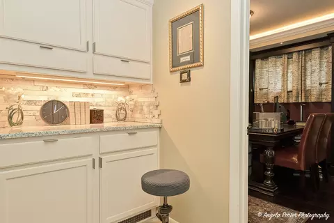 440 E Bluebonnet Ln, Hoffman Estates, IL 60169 photo 10