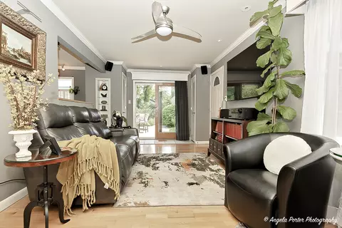 440 E Bluebonnet Ln, Hoffman Estates, IL 60169 photo 5