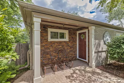 440 E Bluebonnet Ln, Hoffman Estates, IL 60169 photo 16