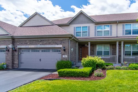 730 E Oliviabrook Dr E #730, Oakbrook Terrace, IL 60181