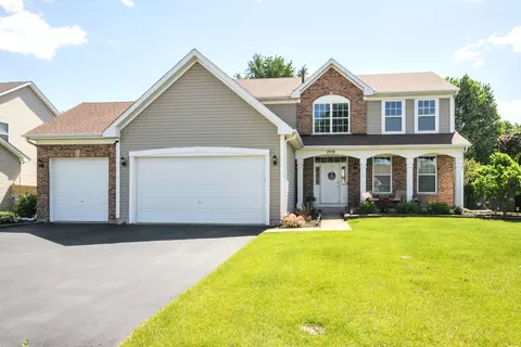 2938 Ellsworth Dr, Yorkville, IL 60560